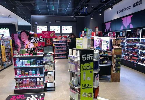 屈臣氏深陷負面輿論，跌落美妝零售業(yè)C位非偶然——兼論房地產(chǎn)業(yè)的影響